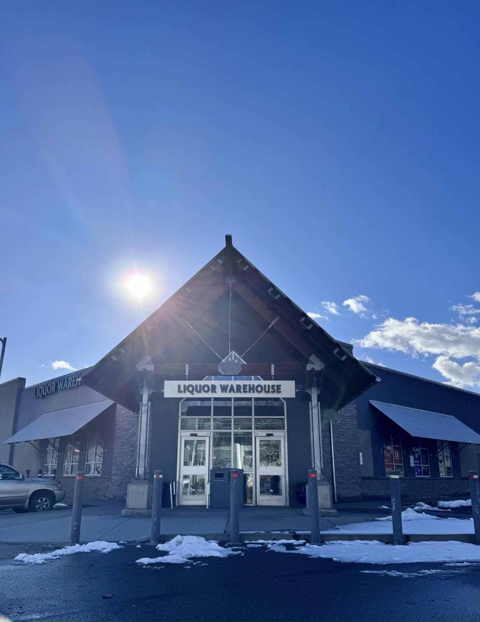 Divya Sutra Plaza And Conference Centre, Vernon, Bc Exterior photo